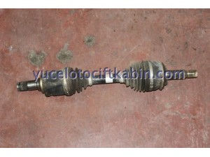TOYOTA HİLUX ÖN ARAZİ AKİSİ ÇIKMA ORJİNAL TOYOTA HİLUX ÖN ARAZİ AKİSİ ÇIKMA ORJİNAL