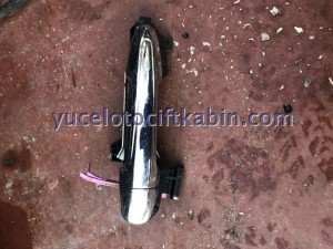TOYOTA HİLÜX EURO 6 SOL ARKA KAPI DIŞ AÇMA KOLU TOYOTA HİLÜX EURO 6 SOL ARKA KAPI DIŞ AÇMA KOLU