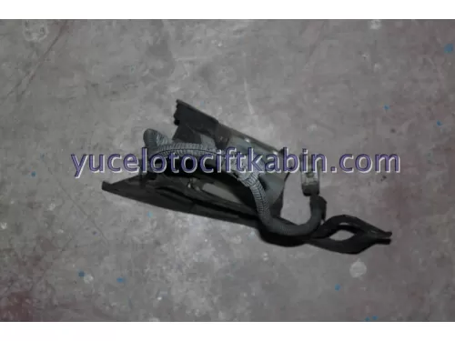 TOYOTA HİLUX KLİMA MÜŞÜRÜ ÇIKMA ORJİNAL