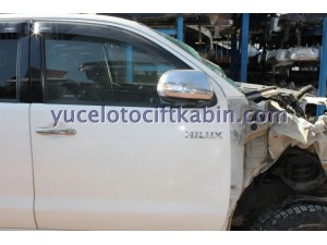 TOYOTA HİLUX SAĞ ÖN KAPI EURO 5 ÇIKMA ORJİNAL TOYOTA HİLUX SAĞ ÖN KAPI EURO 5 ÇIKMA ORJİNAL