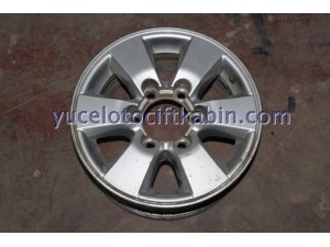 TOYOTA HİLUX ÇELİK JANT ÇIKMA ORJİNAL TOYOTA HİLUX ÇELİK JANT ÇIKMA ORJİNAL