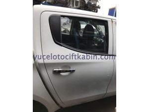 MİTSUBİSHİ L200 EURO 6 SAĞ ARKA KAPI HATASIZ MİTSUBİSHİ L200 EURO 6 SAĞ ARKA KAPI HATASIZ