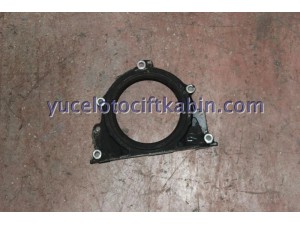 TOYOTA HİLUX KRANK ARKA KEÇESİ ÇIKMA ORJİNAL TOYOTA HİLUX KRANK ARKA KEÇESİ ÇIKMA ORJİNAL