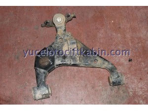 TOYOTA HİLUX SAĞ ALT TABLA ÇIKMA TOYOTA HİLUX SAĞ ALT TABLA ÇIKMA
