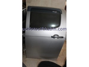 ISUZU D-MAX SOL ARKA KAPI EURO 5 ÇIKMA ORJİNAL ISUZU D-MAX SOL ARKA KAPI EURO 5 ÇIKMA ORJİNAL