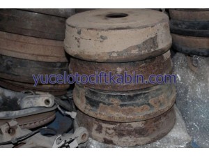 NİSSAN NAVARA ARKA KAMPANA ORJİNAL ÇIKMA NİSSAN NAVARA ARKA KAMPANA ORJİNAL ÇIKMA