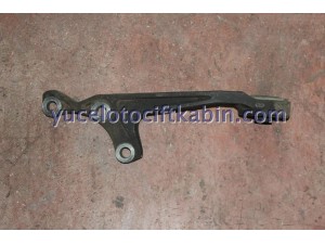 TOYOTA HİLUX ÖN DİFERANSİYEL BAĞLANTI AYAĞI ÇIKMA TOYOTA HİLUX ÖN DİFERANSİYEL BAĞLANTI AYAĞI ÇIKMA