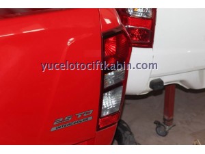 ISUZU D-MAX SAĞ STOP EURO 5 ÇIKMA ORJİNAL
