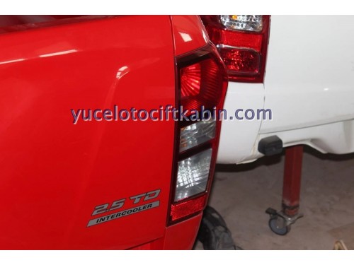 ISUZU D-MAX SAĞ STOP EURO 5 ÇIKMA ORJİNAL