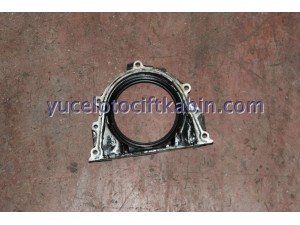 TOYOTA HİLUX KRANK KEÇESİ ÇIKMA ORJİNAL TOYOTA HİLUX KRANK KEÇESİ ÇIKMA ORJİNAL