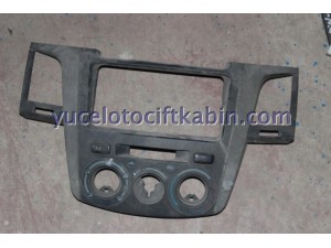 TOYOTA HİLUX TEYP ÇERÇEVESİ ÇIKMA ORJİNAL TOYOTA HİLUX TEYP ÇERÇEVESİ ÇIKMA ORJİNAL