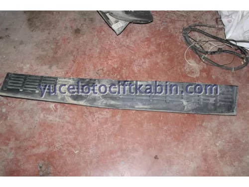 TOYOTA HİLUX ARKA TAMPON PLASTİĞİ ÇIKMA ORJİNAL