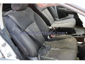 MİTSUBİSHİ L200 SAĞ ÖN KOLTUK EURO 6 ÇIKMA MİTSUBİSHİ L200 SAĞ ÖN KOLTUK EURO 6 ÇIKMA