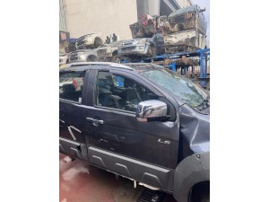 İSUZU DMAX 2019 1.9 MODEL SAĞ ÖN KAPI