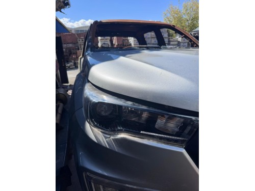 FOTON 2025 MODEL SAĞ FAR