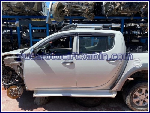 Mitsubishi L200 Euro 6 Sol Arka Kapı Hatasız Boyasız